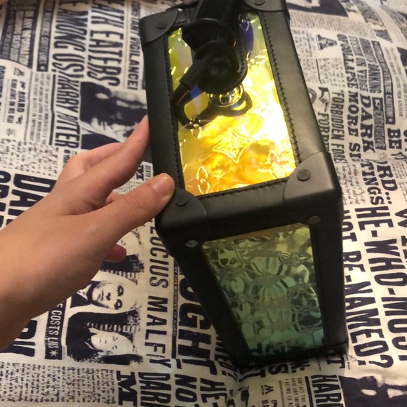 Amazing Louis Vuitton Prism soft trunk - Picture 9 of 9